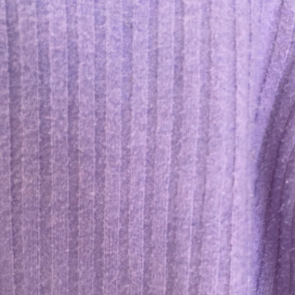 Urban Outfitters Cropped Cardigan - Picture 2 of 5